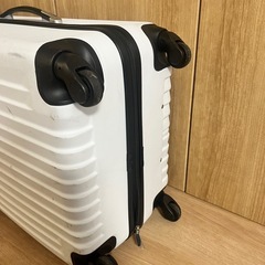 【交渉中】4月4日まで　スーツケース　の画像