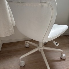 【交渉中】デスクチェア 学習椅子 ベロア 回転 昇降 キャスター付 北欧 韓国 pcチェア の画像