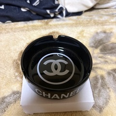 ノベルティ 非売品 灰皿 CHANEL シャネル ブラック 陶器の画像