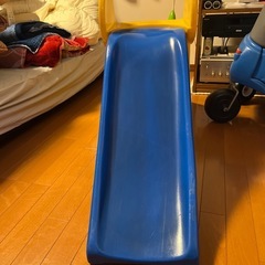 幼児用滑り台の画像