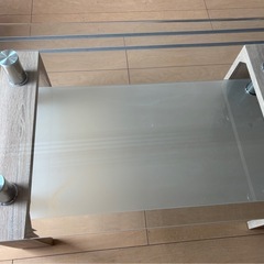 ガラステーブル中古の画像