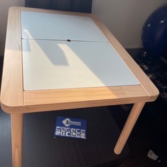 子供遊び机の画像