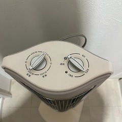 遠赤電気ストーブの画像