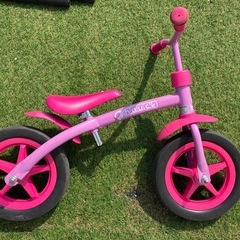 ストライダー　ピンクの画像