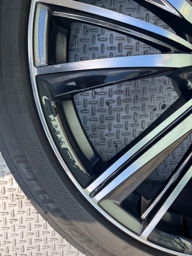 [取引中
]レオニス FY タイヤ付き 245/40/r20 IN35 引取のみ