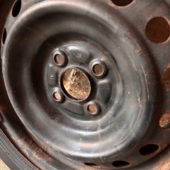 185/65R15スタッドレスタイヤ 4本
の画像