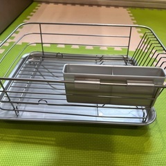 水切りカゴ カトラリーラックつきの画像
