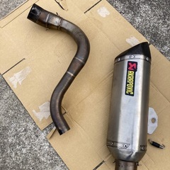 アクラポビッチマフラー 65mmの画像