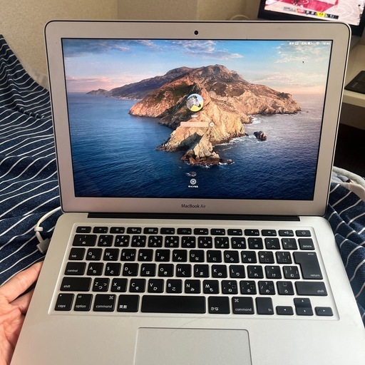 MacBook Air (13-inch, Mid 2012) Core i5 / メモリ4GB / macOS Catalina 動作確認済み送料込み保証なし！