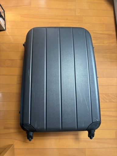 キャリーケース　Lサイズ