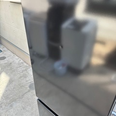 355⭐️2023年製美品★ハイセンス　冷蔵庫　大型　ブラック　黒　一人暮らしの画像