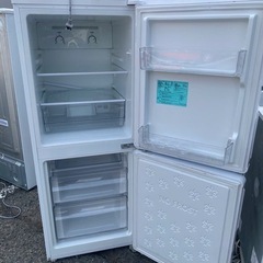 NO B971🌈福岡市内配送設置無料✨🌈ハイアール 霜取り不要・3段引出し式冷凍室がひとり暮らしに便利! 148L冷凍冷蔵庫(ブラック) ホワイト JR-NF148A-Wの画像