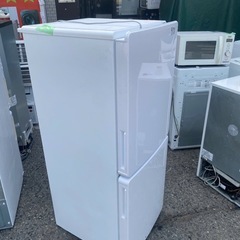 NO B971🌈福岡市内配送設置無料✨🌈ハイアール 霜取り不要・3段引出し式冷凍室がひとり暮らしに便利! 148L冷凍冷蔵庫(ブラック) ホワイト JR-NF148A-Wの画像