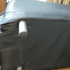 ソファー２人掛けの画像