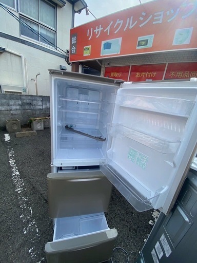 NO B974?福岡市内配送設置無料✨?SJ-W352D-N 冷蔵庫 ゴールド [350L /3ドア /左右開きタイプ]