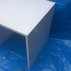 差し上げます。作業台　化粧台　子供の勉強机　にいかがでしょうか？の画像