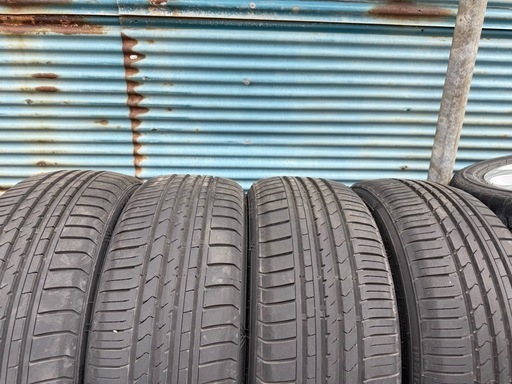 車のパーツ 195/45R17