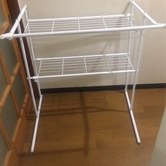 ハンガーラック二つの画像