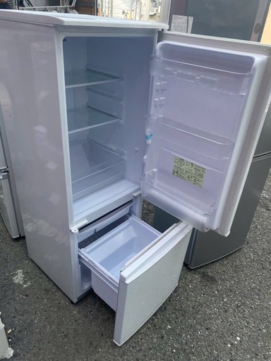 NO B976?福岡市内配送設置無料✨?シャープ　ノンフロン冷凍冷蔵庫　SJ-S17B-HG