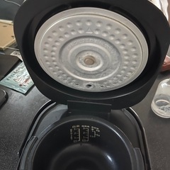シャープ炊飯器　3合の画像