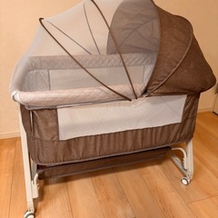 移動式ゆりかごベビーベッド(収納あり)の画像