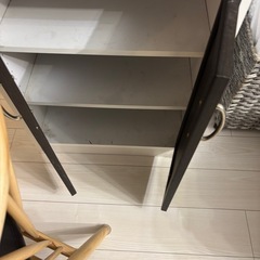 キッチン収納棚の画像