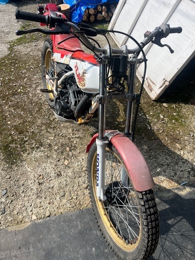バイク HONDA.  TLM200R