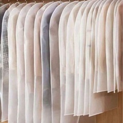 衣類保護袋（新品54枚）の画像