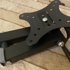 モニターアーム ブラック スチール製の画像