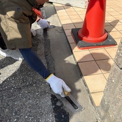 【未経験OK】外壁塗装・防水スタッフ募集！日給12,000〜18,000円！出張でしっかり稼げます👍の画像