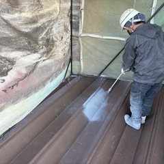 【未経験OK】外壁塗装・防水スタッフ募集！日給12,000〜18,000円！出張でしっかり稼げます👍の画像