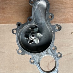 レクサス IS-F 純正 ウォーターポンプ USE20 AISIN 中古の画像