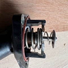 レクサス IS-F 純正 サーモスタット ハウジング付 2UR-GSE 中古の画像