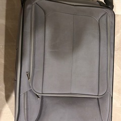 サムソナイトスーツケースの画像