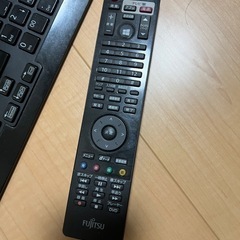 富士通 一体型PC ESPRIMO FH77/JD TV視聴可能　キーボード・マウス・リモコン付きの画像