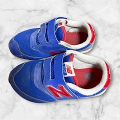 ニューバランス 靴　キッズ 18cm シューズの画像