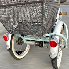 ブリヂストンのAssista電動アシスト自転車3輪の画像