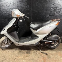 ★支払総額3.5万円★関東圏内即日配送可能！全車走行テスト済み！ ホンダ スマートディオ シルバー 人気のスマート！ ４スト！ バッテリー新品！ 通勤、通学に♪の画像