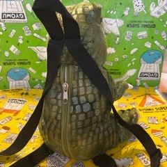 子供用　恐竜リュックの画像