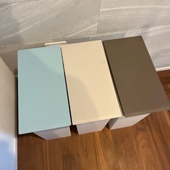 分別ゴミ箱
の画像