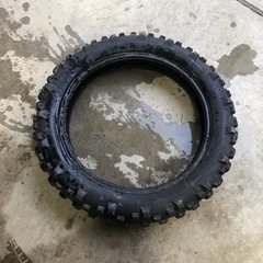 自転車をこいでトレーニングするやつ　屋内使用可能の画像