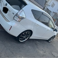 ガソリン高騰！ハイブリッド推奨！自動車税込みプリウスα 64000キロ！車検令和９年8月の画像