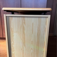 袖机　学習机　ワゴンの画像