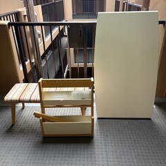 ニトリダイニングテーブルの画像