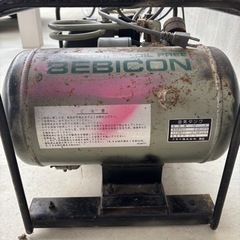 日立 BEBICON エアーコンプレッサーの画像
