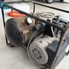 日立 BEBICON エアーコンプレッサーの画像