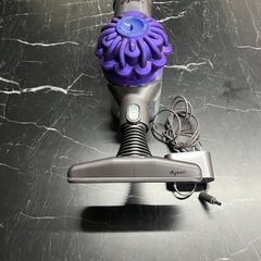 ダイソン コードレス掃除機 動作品 すぐ使えるセット（充電器付き）の画像