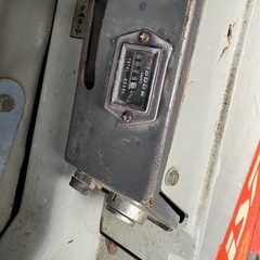 ミニ掘削機商談中
の画像