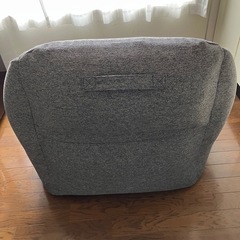 
空気でできたソファの画像