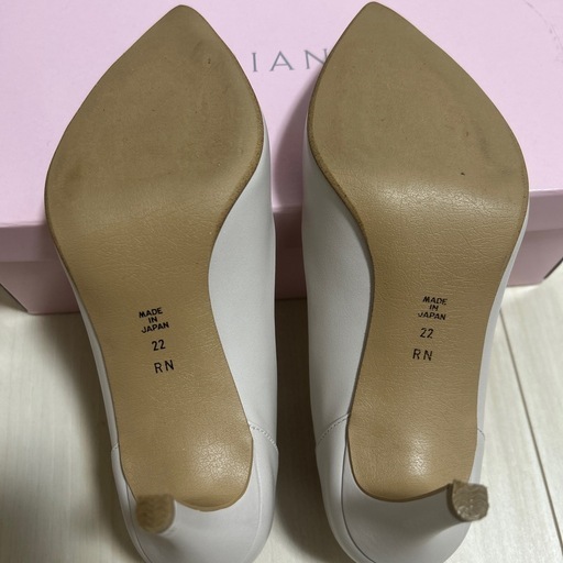 ダイアナ　パンプス　22cm　1回のみ使用　